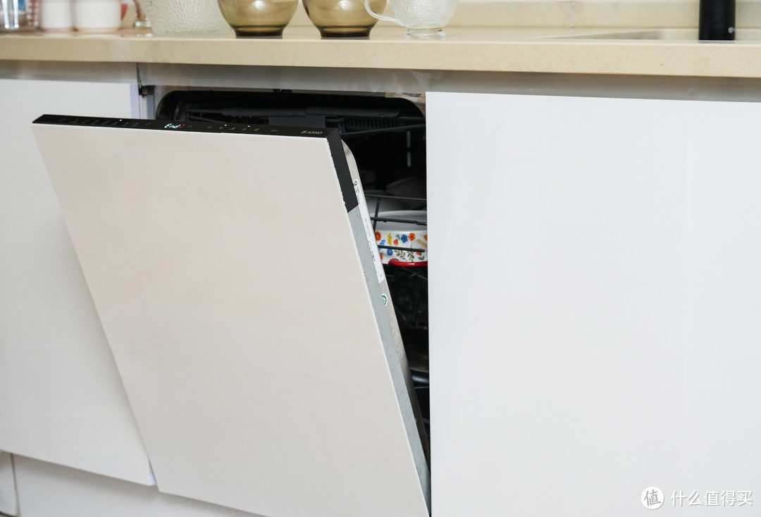 来自北欧！洗碗机中的爱马仕：ASKO DW60洗碗机，自动投放、UV杀菌、9区喷淋、涡流烘干，实际表现如何？